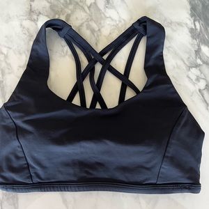 Lululemon sport bra size 4